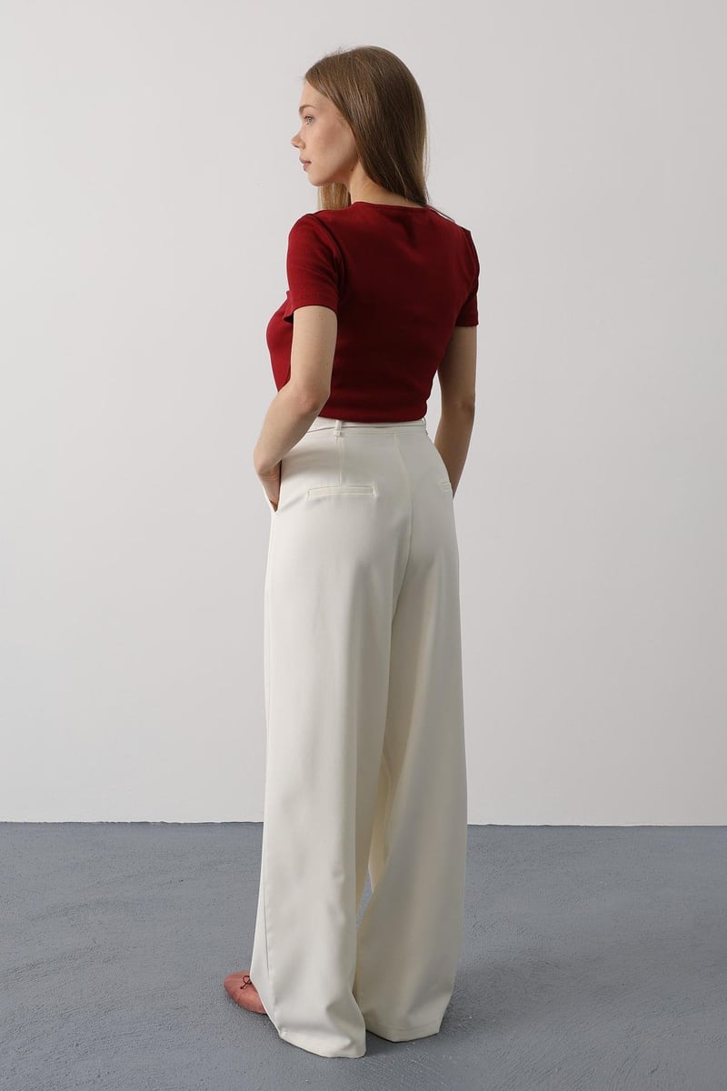 Pileli Bağcıklı Oversize Pantolon